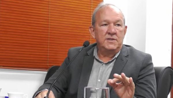 Na Aleac, Calixto diz que cronograma do PCCR da Saúde ‘está em curso e será cumprido’